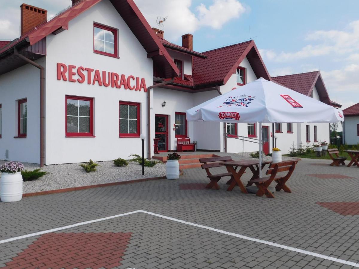 Potok 5 Hotel Zloczew Buitenkant foto