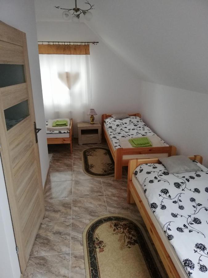 Potok 5 Hotel Zloczew Buitenkant foto